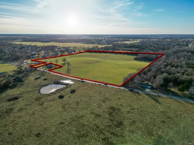 $549,900 | 1800 Tower Road, Lebanon, MO 65536