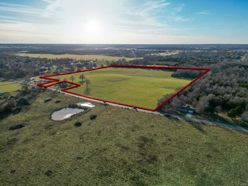 1800 Tower Road Lebanon, MO 65536 - Photo 2 of 20