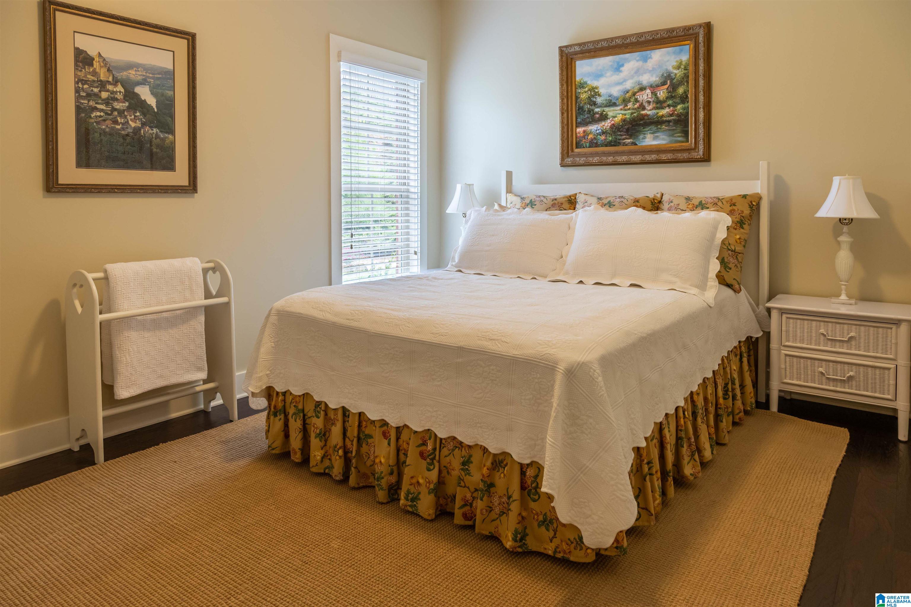 1290 Grants Way Birmingham, AL 35210 - Photo 16 of 33