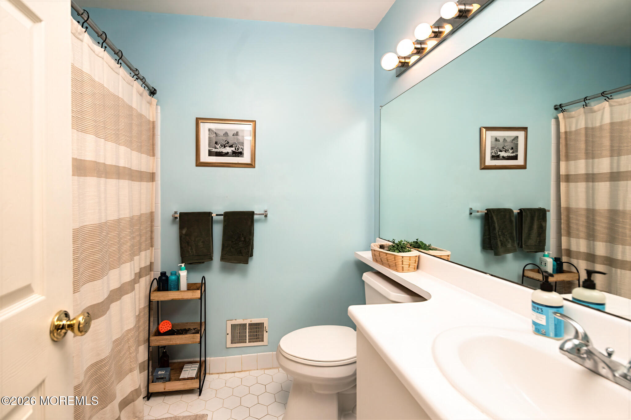 49 Bristel Road, Unit 58 Holmdel, NJ 07733 - Photo 16 of 40 49 Bristel Rd-19