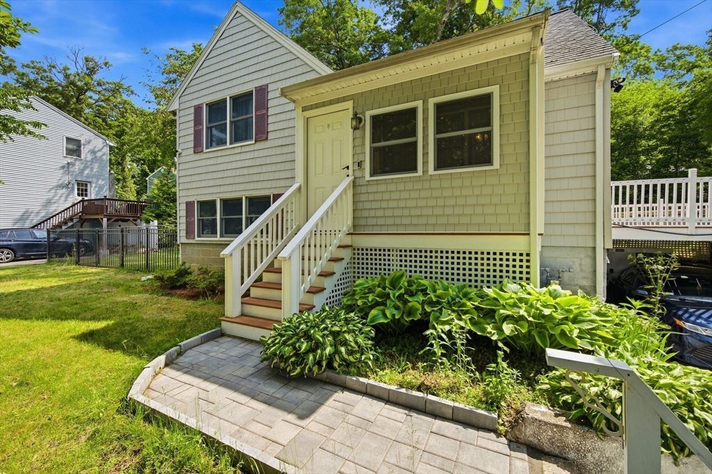 210 Nashua Road Billerica, MA 01862 - Photo 2 of 42