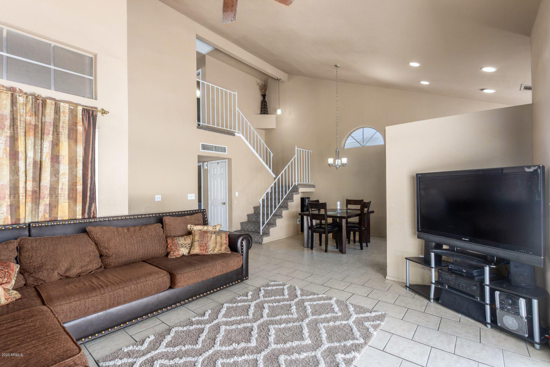 1642 East Darrel Road Phoenix, AZ 85042 - Photo 3 of 25 0008-Darrel (8)