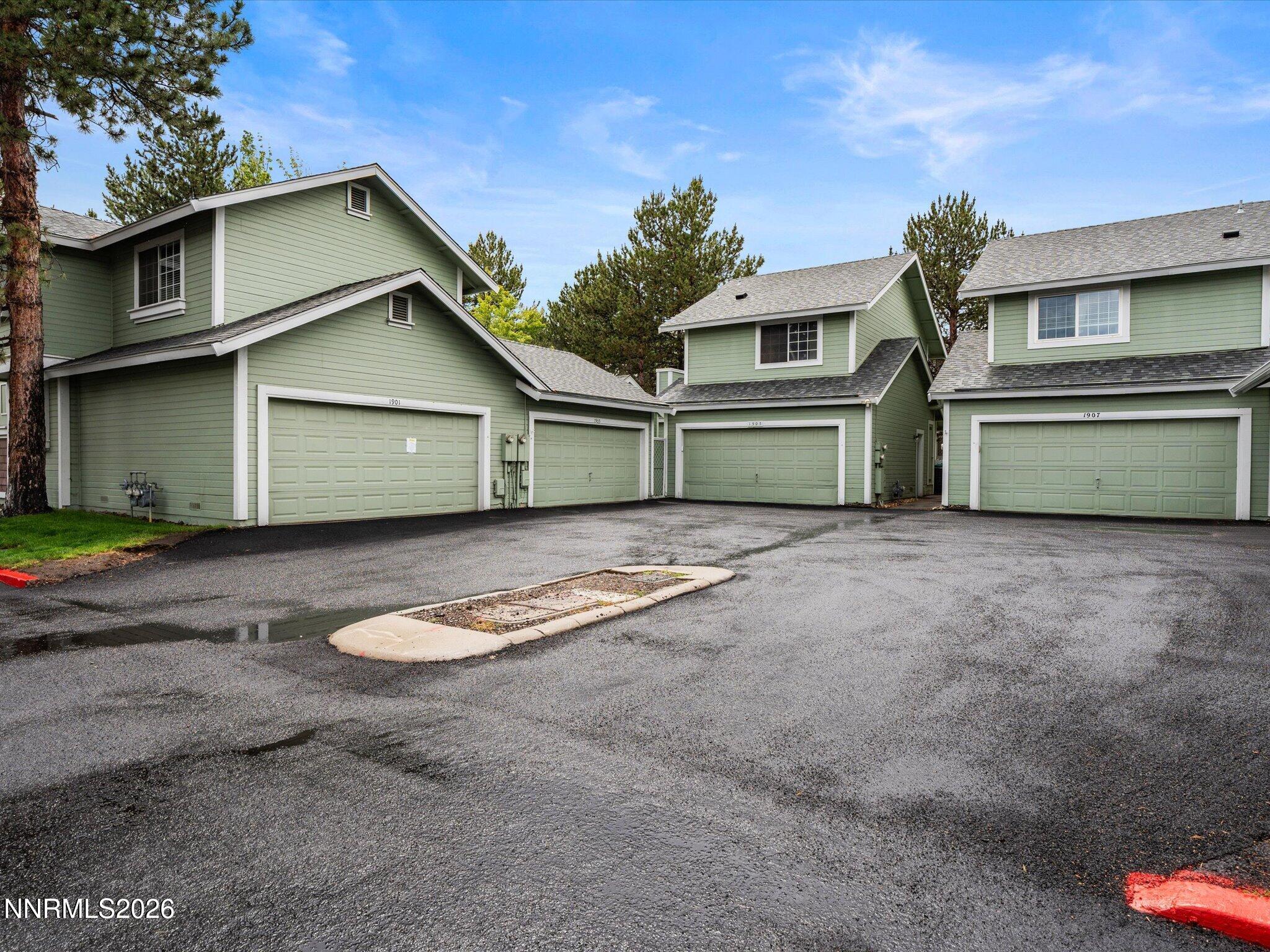 1905 East Minaret Circle Reno, NV 89523 - Photo 5 of 45 05-1905 E Minaret Cir-104