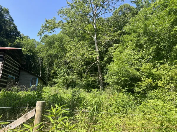 $69,900 | 5742 Coeburn Road, Coeburn, VA 24230