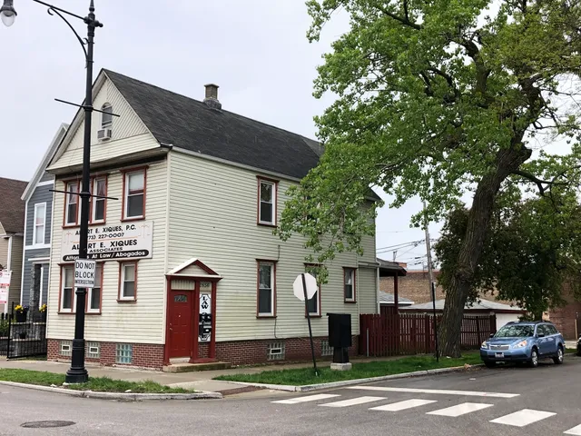 $1,595 | 2856 North Western Avenue, Unit 1, Chicago, IL 60618