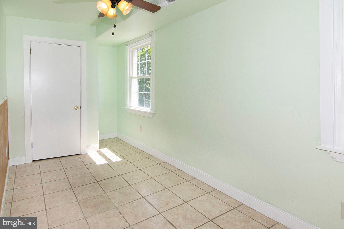 330-332 East Broadway Salem, NJ 08079 - Photo 19 of 24 Bedroom