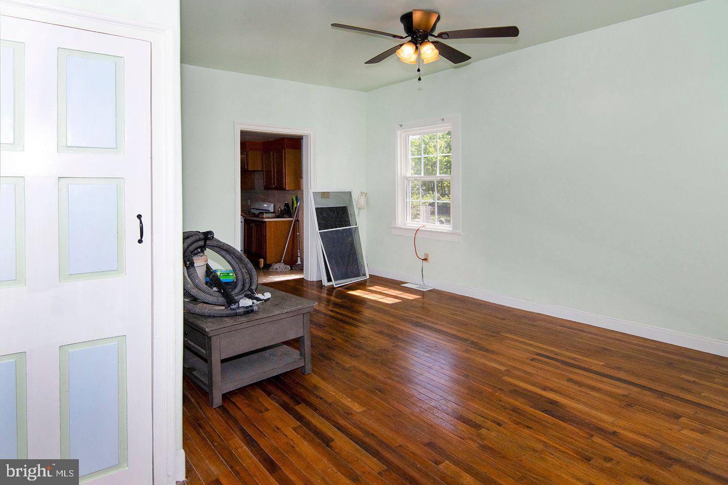 330-332 East Broadway Salem, NJ 08079 - Photo 9 of 24 Main Floor Dining Room