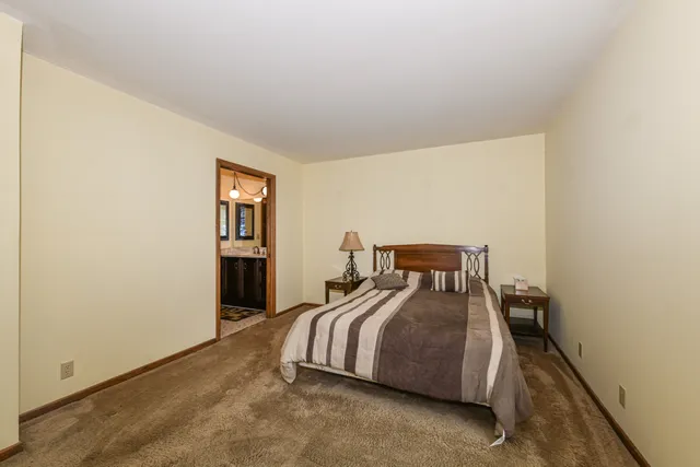 $349,000 | 23 Willabay Drive, Unit D, Williams Bay, WI 53191