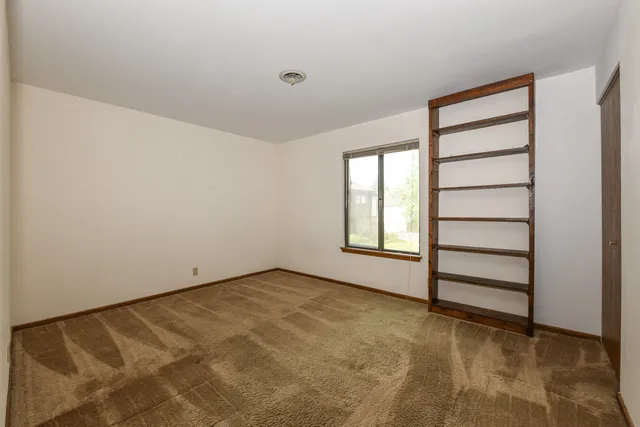 $349,000 | 23 Willabay Drive, Unit D, Williams Bay, WI 53191