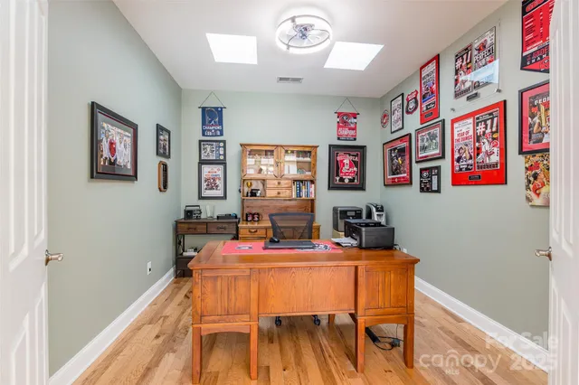 $599,900 | 3547 South Bank Court, Matthews, NC 28105