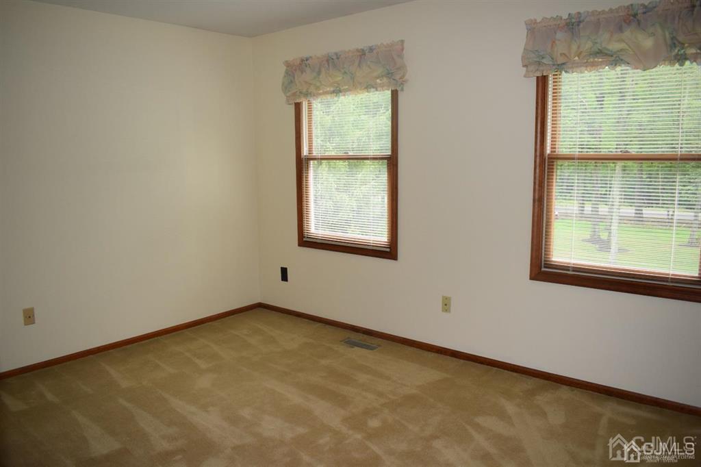 69 Fresh Ponds Road Monroe Township, NJ 08831 - Photo 23 of 42 Gallery Image 23
