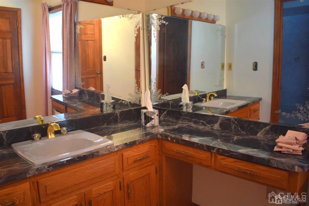 69 Fresh Ponds Road Monroe Township, NJ 08831 - Photo 32 of 42 Gallery Image 32