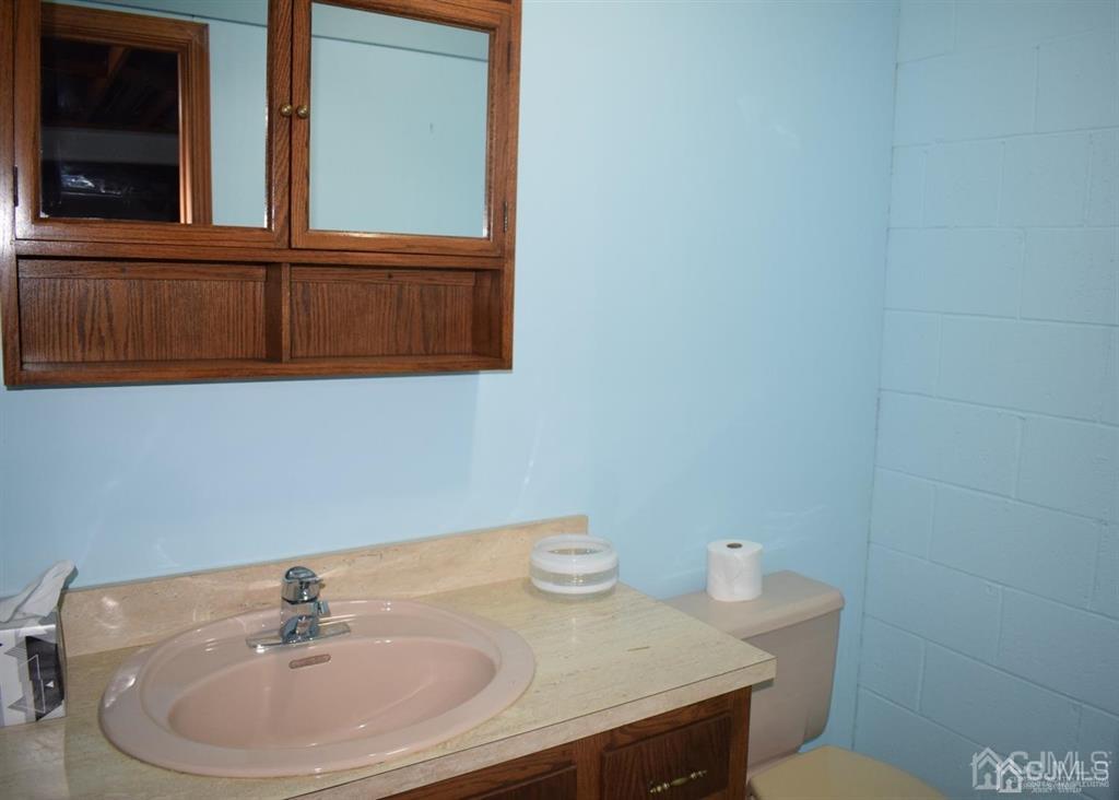 69 Fresh Ponds Road Monroe Township, NJ 08831 - Photo 34 of 42 Gallery Image 34