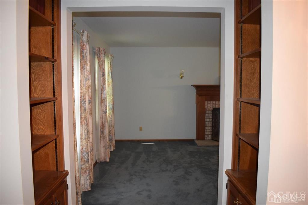69 Fresh Ponds Road Monroe Township, NJ 08831 - Photo 6 of 42 Gallery Image 6
