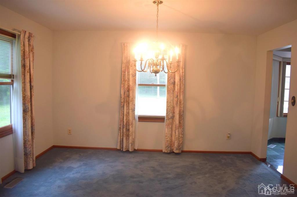 69 Fresh Ponds Road Monroe Township, NJ 08831 - Photo 9 of 42 Gallery Image 9