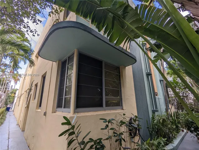 $2,300 | 1341 Meridian Avenue, Unit 101, Miami Beach, FL 33139