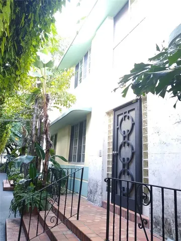 $2,300 | 1341 Meridian Avenue, Unit 101, Miami Beach, FL 33139