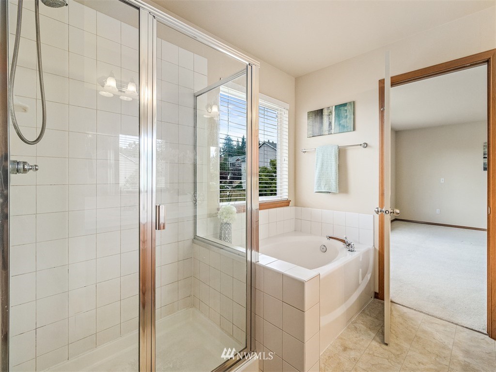 5702 Northeast 3rd Street Renton, WA 98059 - Photo 20 of 24