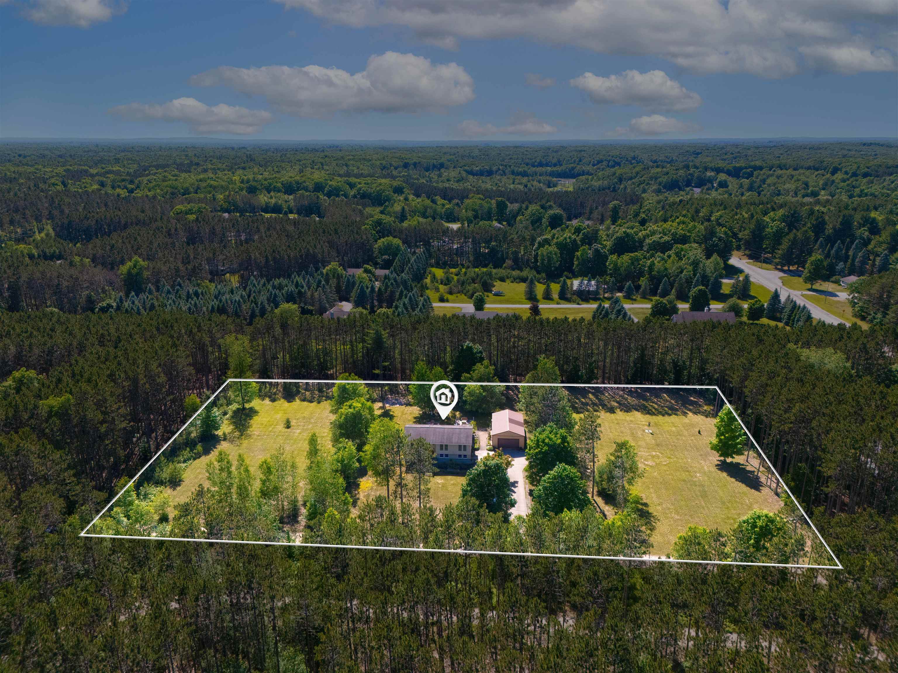 10705 Thiel Road Traverse City, MI 49685 - Photo 22 of 22