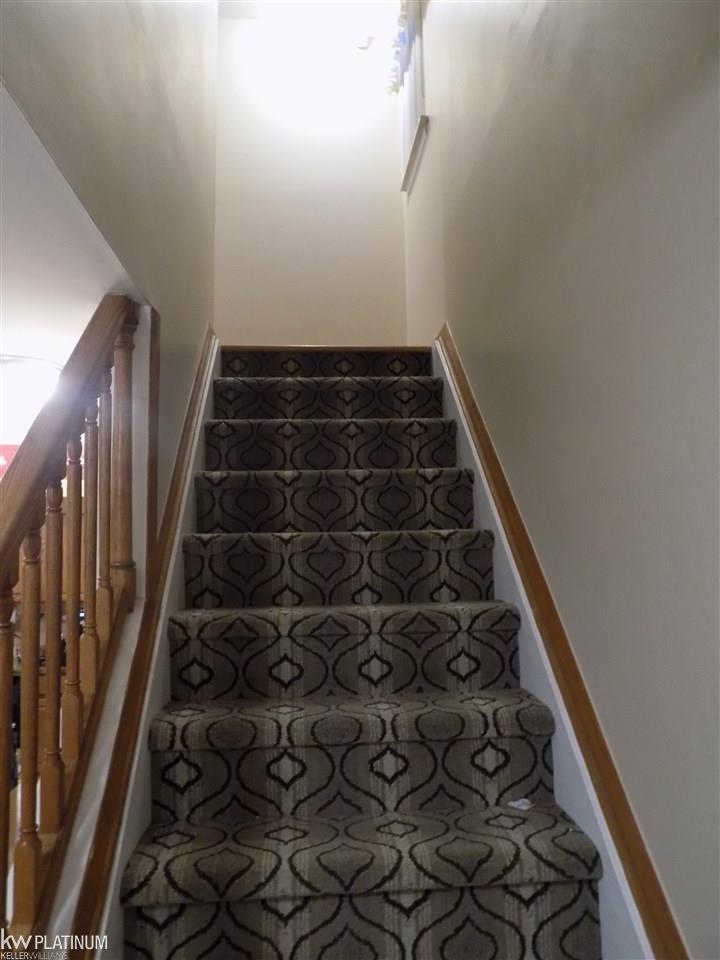 18609 Davidson Road Fraser, MI 48026 - Photo 14 of 30 31369913-13.JPG