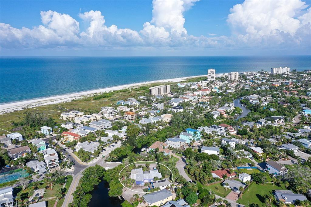 2 Island Circle Sarasota, FL 34242 - Photo 23 of 61