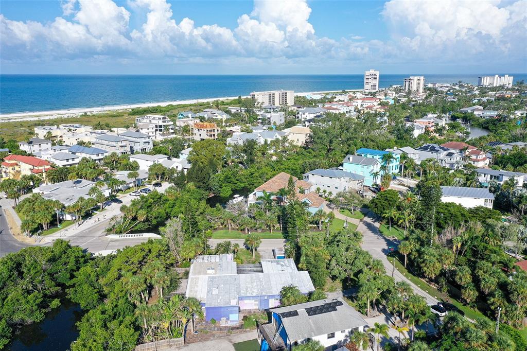 2 Island Circle Sarasota, FL 34242 - Photo 24 of 61