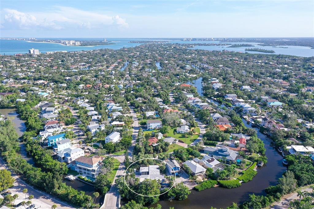 2 Island Circle Sarasota, FL 34242 - Photo 26 of 61