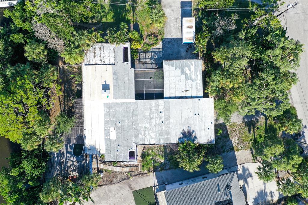 2 Island Circle Sarasota, FL 34242 - Photo 29 of 61