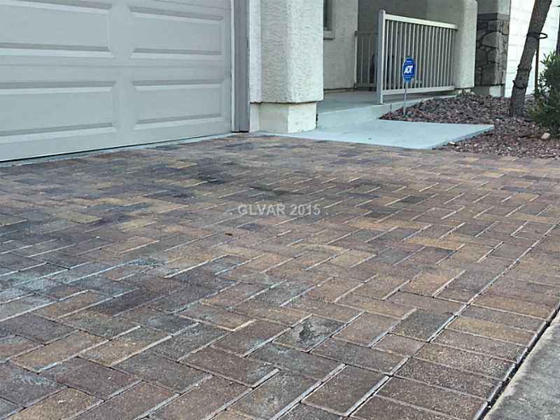 8166 Altamont Ridge Street Las Vegas, NV 89113 - Photo 4 of 33 Property Photo.