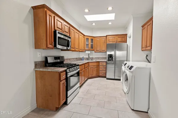 $495,500 | 3001 Isle Way, Unit B, Oxnard, CA 93035