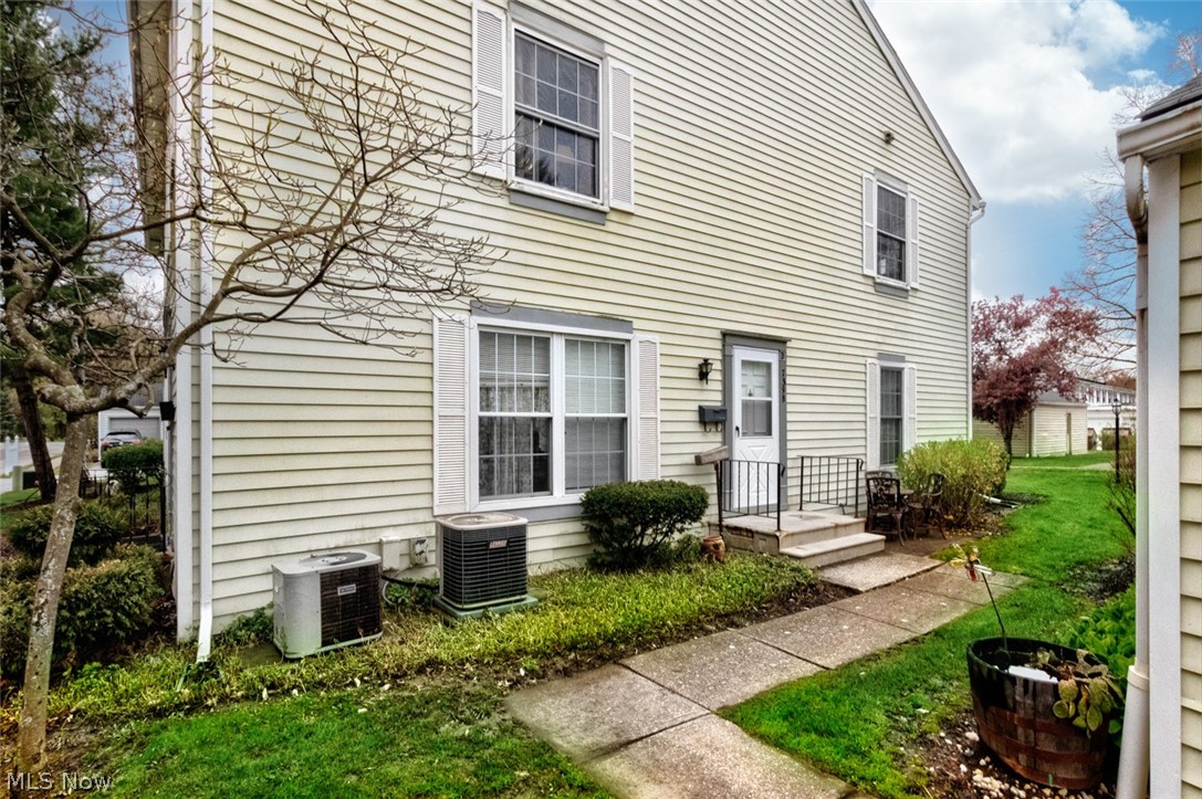7398 Fox Mill Road, Unit D Mentor, OH 44060 - Photo 1 of 15 Gallery Image 1
