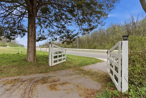 $3,500,000 | 1447 Franklin Road, Brentwood, TN 37027