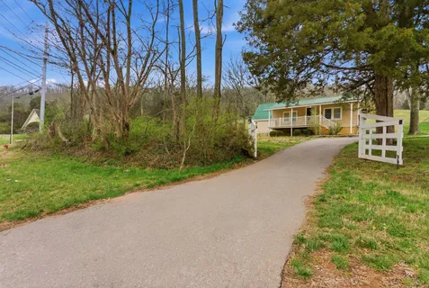 $3,500,000 | 1447 Franklin Road, Brentwood, TN 37027