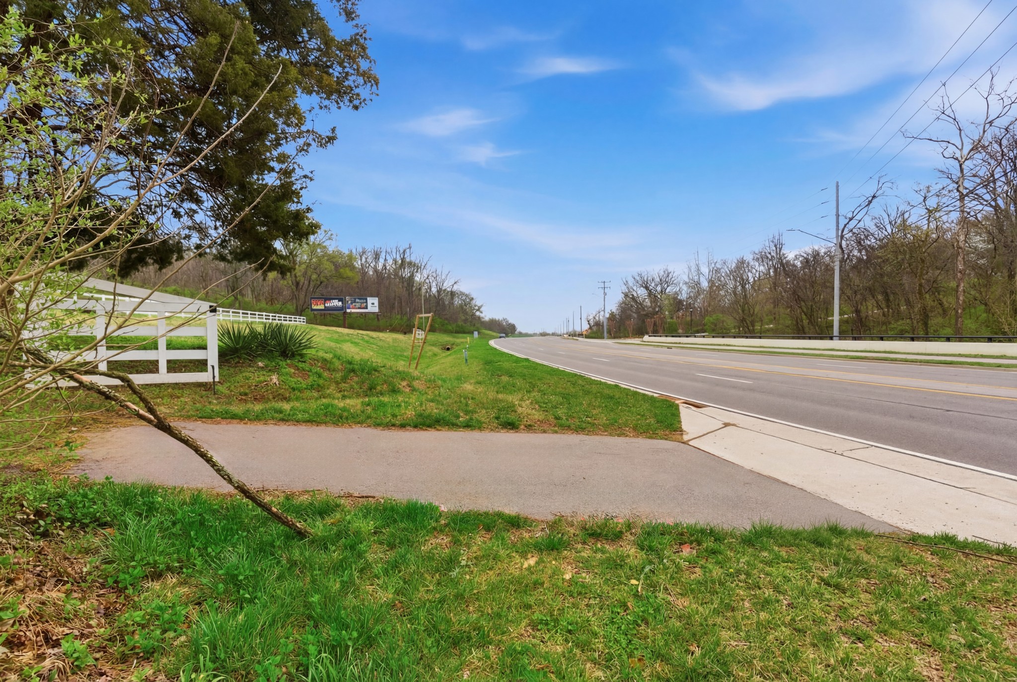 1447 Franklin Road Brentwood, TN 37027 - Photo 8 of 27 a view of a street
