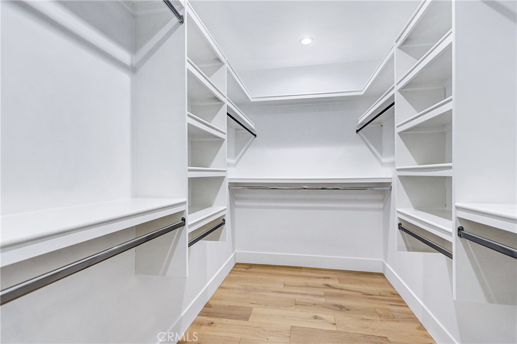 2405 Mathews Avenue, Unit B Redondo Beach, CA 90278 - Photo 25 of 46 a view of a kitchen with a refrigerator and a sink