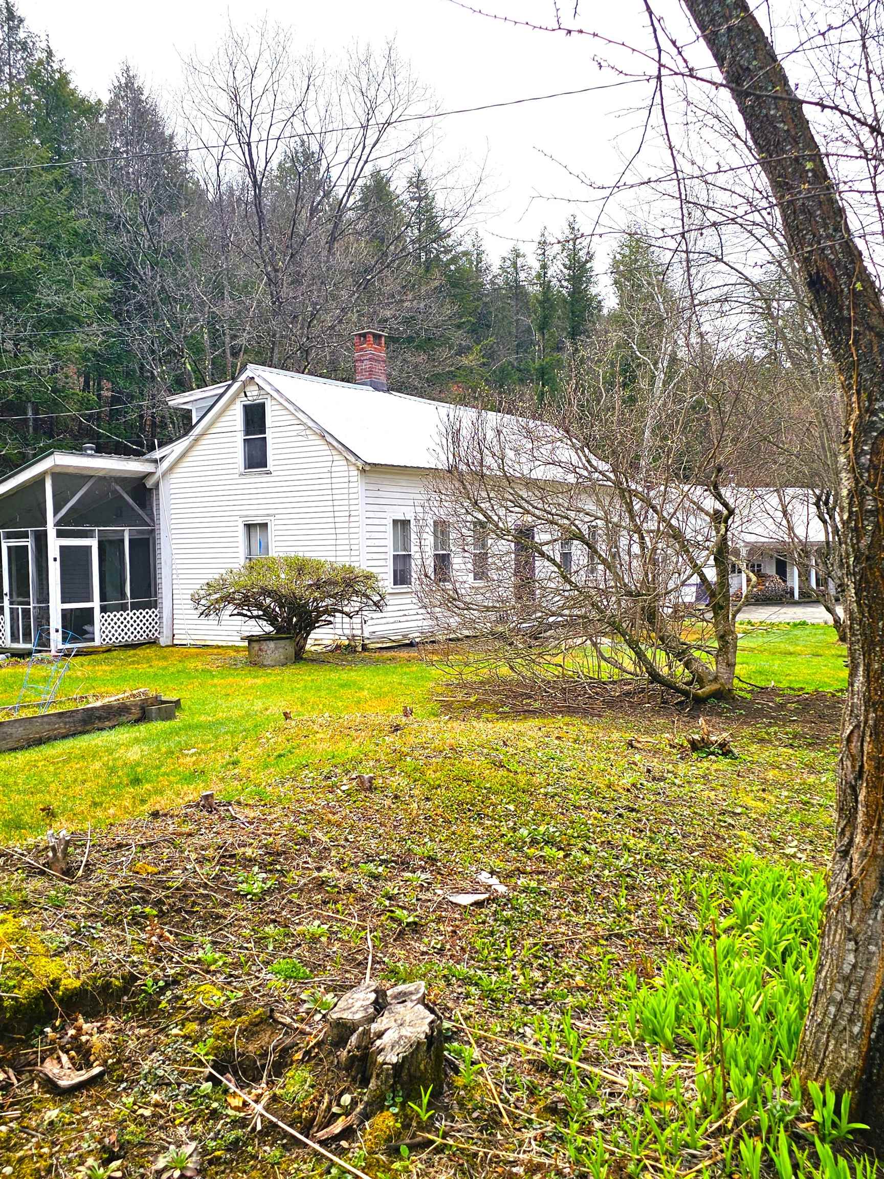 30 Back Street Newfane, VT 05345 - Photo 2 of 49