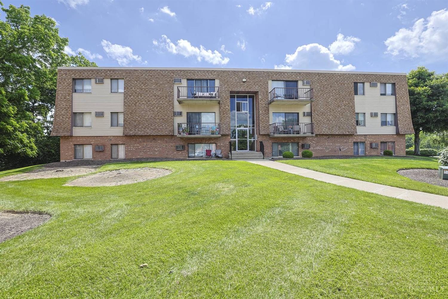 6640 Hearne Road, Unit 172 Cincinnati, OH 45248 - Photo 1 of 24