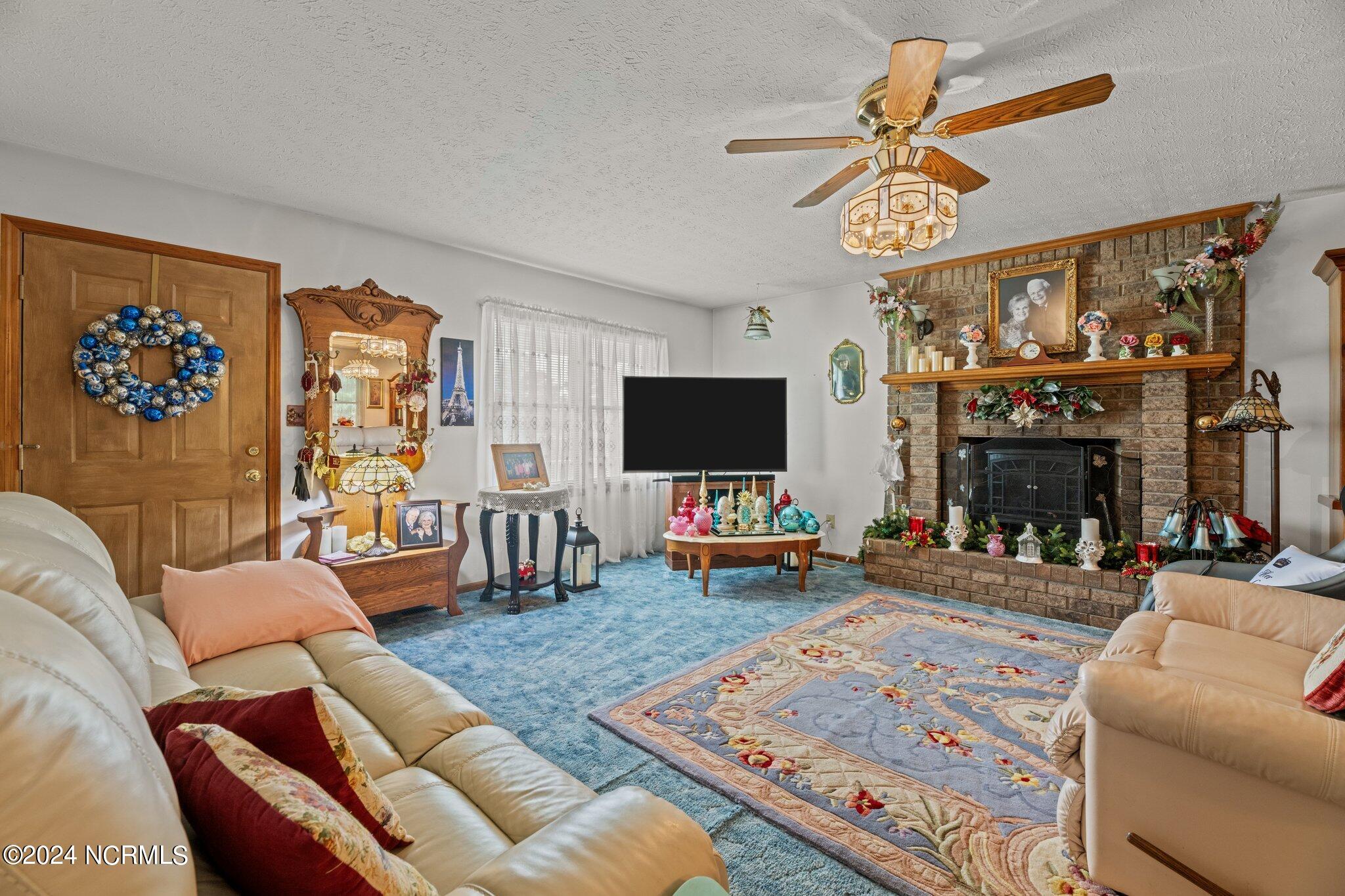 172 Truitt Road New Bern, NC 28560 - Photo 11 of 43 15-web-or-mls-DSC_3639