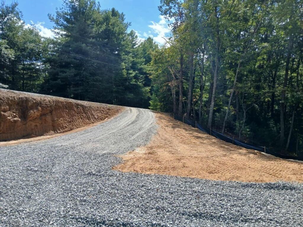 23 Peck Peak Road Jefferson, NC 28640 - Photo 1 of 22 Gallery Image 1