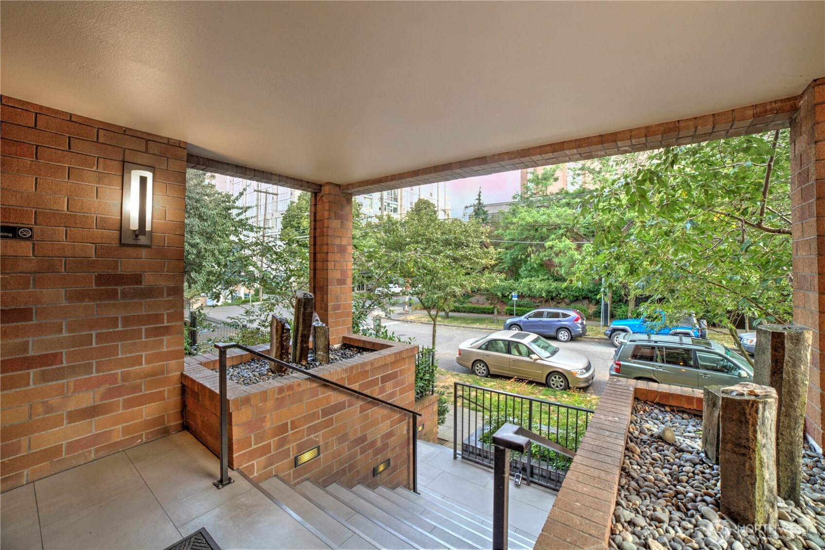 905 Cherry Street, Unit 606 Seattle, WA 98104 - Photo 28 of 40