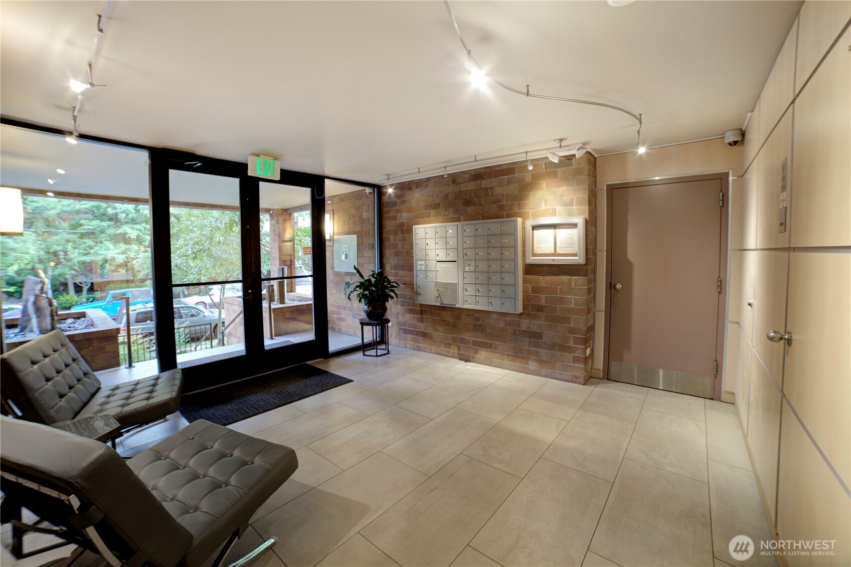 905 Cherry Street, Unit 606 Seattle, WA 98104 - Photo 35 of 40
