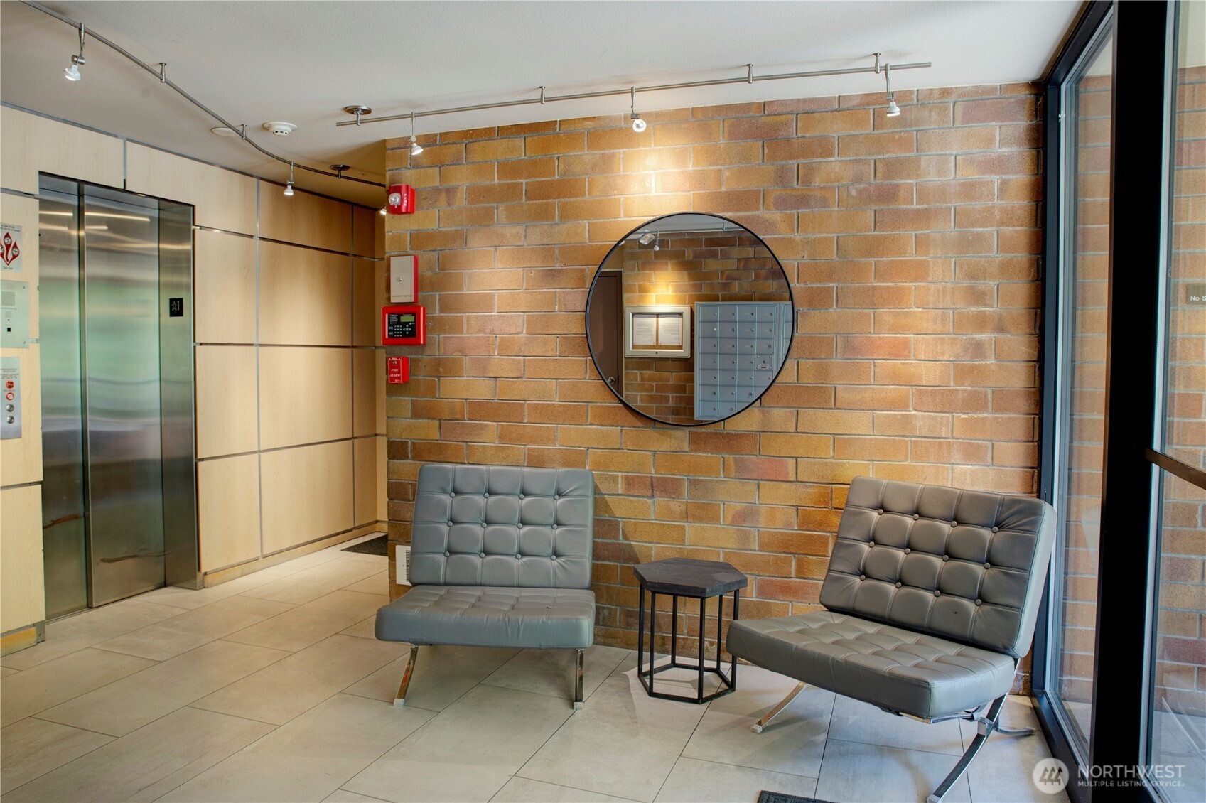 905 Cherry Street, Unit 606 Seattle, WA 98104 - Photo 37 of 40