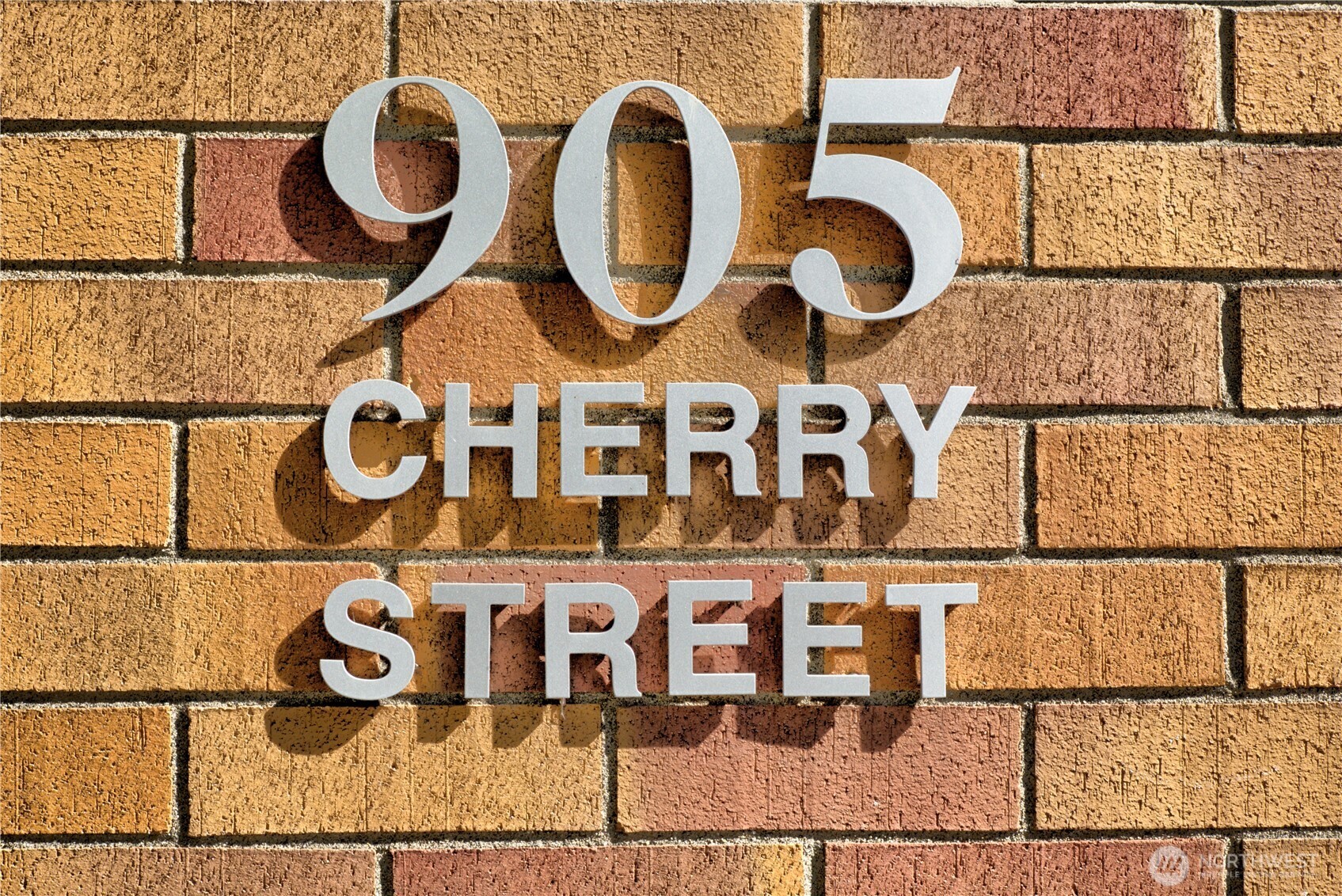 905 Cherry Street, Unit 606 Seattle, WA 98104 - Photo 7 of 40