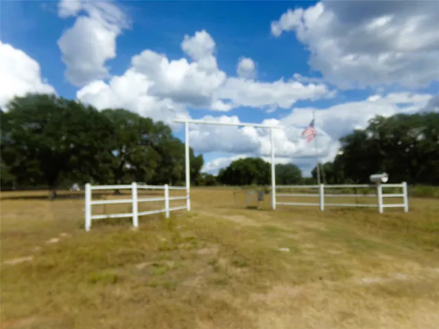$599,000 | 1567 County Road 123F, Hallettsville, TX 77964