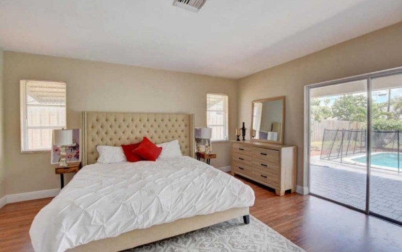 498 Northwest 13th Street Boca Raton, FL 33432 - Photo 6 of 16 6