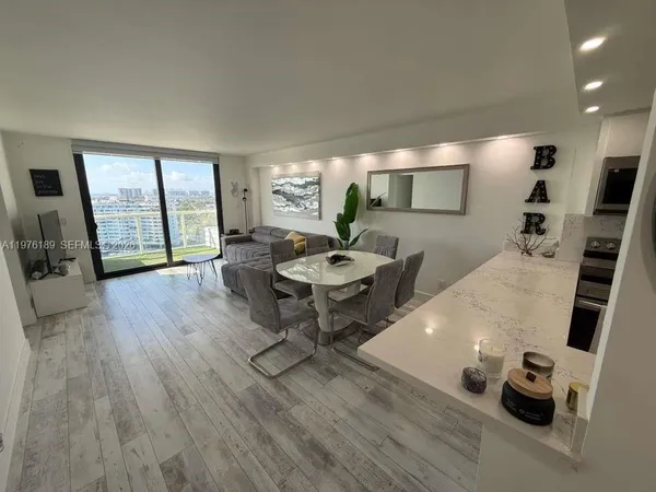$2,550 | 13499 Biscayne Boulevard, Unit 1414, North Miami, FL 33181
