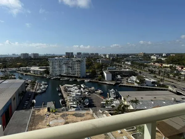 $2,550 | 13499 Biscayne Boulevard, Unit 1414, North Miami, FL 33181