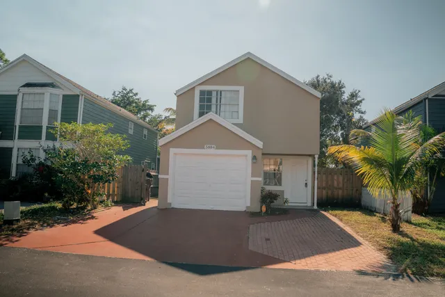 $2,800 | 5884 Dewberry Way, West Palm Beach, FL 33415