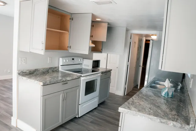 $2,800 | 5884 Dewberry Way, West Palm Beach, FL 33415