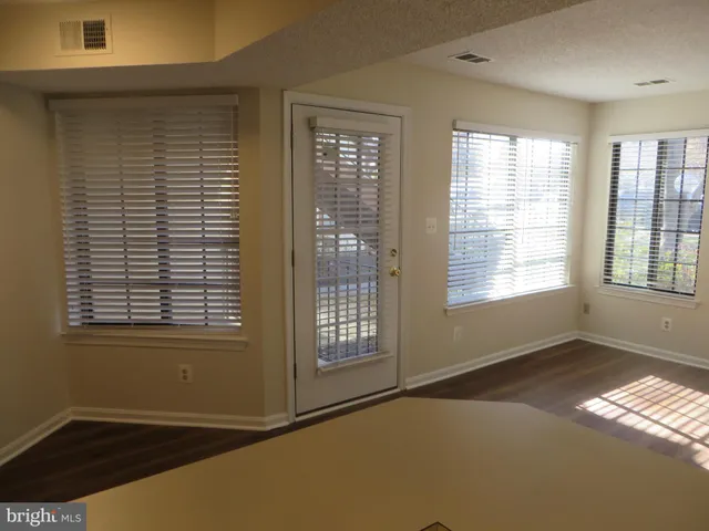 $1,895 | 6022 A Curtier Drive, Unit 6022A, Alexandria, VA 22310